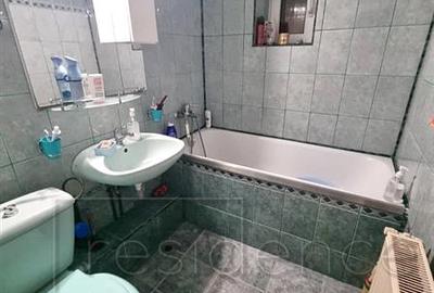 Apartament cu 3 camere decomandat în Între Lacuri - 7