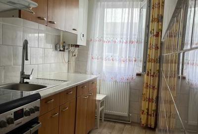 Apartament cu 2 camere semidecomandat în Progresul - 4