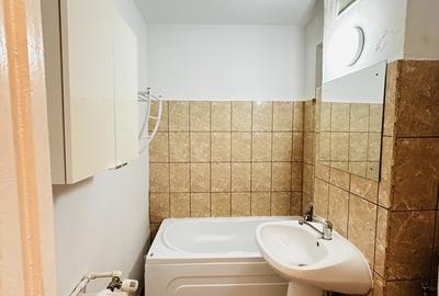 Apartament cu 2 camere semidecomandat în 1 Decembrie 1918