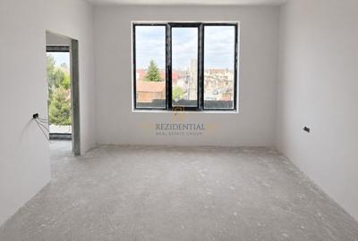 Casă cu 4 camere cu Canalizare în Central - 6