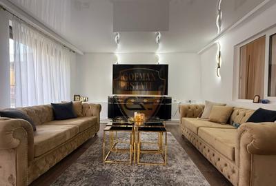 Apartament cu 3 camere decomandat, mobilat în Faleza Nord