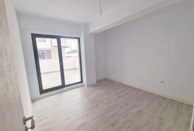 Apartament 3 camere, terasa 31 mp Otopeni central | parcare, comision 0 - 8