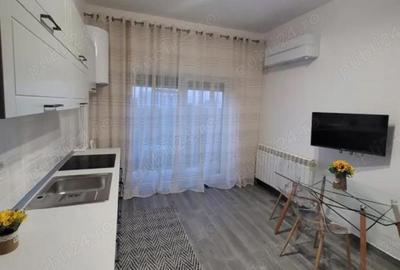 Garsonieră decomandată în Central - 4