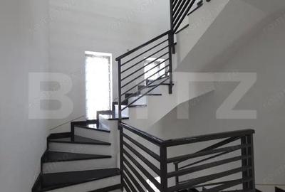 Spațiu comercial, de 240 mp, în Matraca - 2