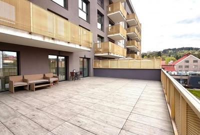 Apartament cu 3 camere semidecomandat, mobilat în Central - 12