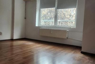 Apartament cu 2 camere semidecomandat în Calea Călărașilor - 9