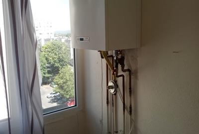Apartament cu 4 camere decomandat în Central - 1