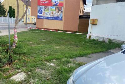 Inchiriez teren comercial - 1