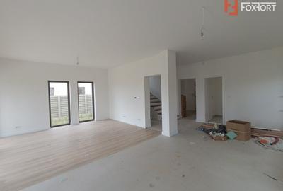 Casă individuală cu 4 camere cu Canalizare în Moșnița Nouă - 3