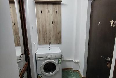 Garsonieră decomandată în Central - 7