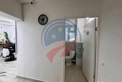 Spațiu comercial, de 96 mp, în Central - 4