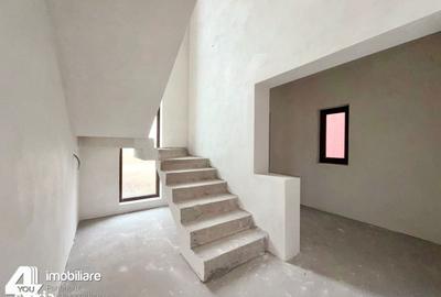 Casă cu 4 camere cu Teren 500 Mp în Central - 2