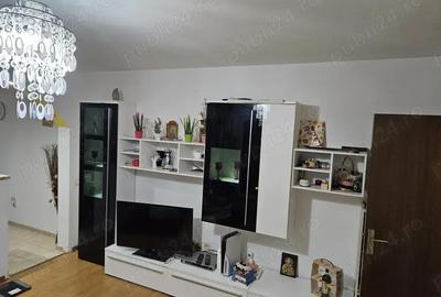 Apartament cu 3 camere decomandat în Girocului - 2