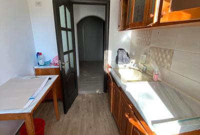 2 DECOMANDATE  parter cu centrala, balcon 9m, Miron Costin - 3