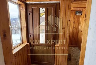 Casă cu 4 camere cu Teren 3038 Mp în Albești - 1