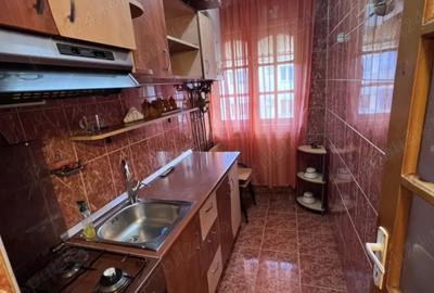 Inchiriez apartament cu doua camere zona Nord Inchiriez apartament cu doua camere zona Nord - 5