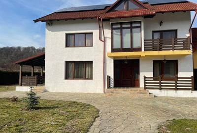 Casă modernă, complet utilată și mobilată – Mihăești, 250 mp locuibili - 10