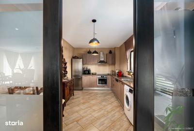 Casă cu 5 camere cu Teren 1300 Mp în Central - 15