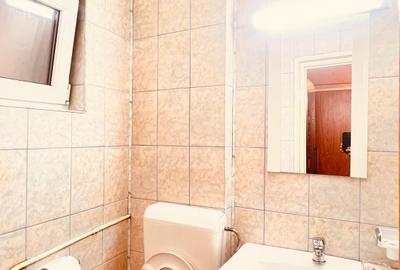 Apartament cu 3 camere decomandat, mobilat în P-ța Muncii - 16