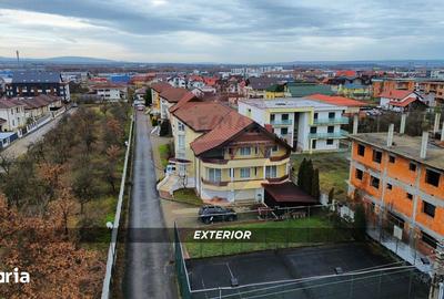 Casă cu Teren 1400 Mp în Independenței - 18