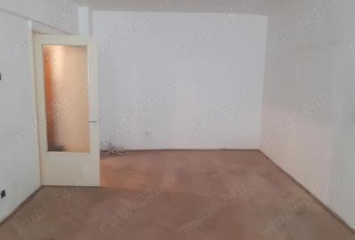 Garsonieră decomandată în Barieră - 11