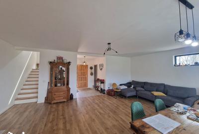 Casă cu 3 camere cu Teren 1000 Mp în Central - 9