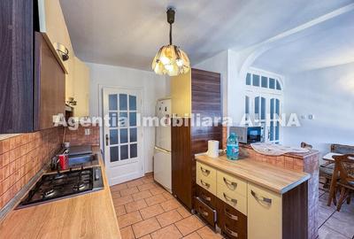 Apartament cu 4 camere decomandat în Ultracentral - 10