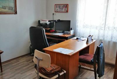 Casă cu 4 camere în Dumbrăvița - 4