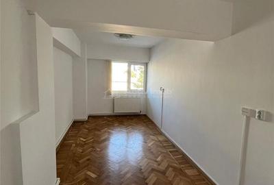 Spațiu comercial, de 260 mp, în Port - 10