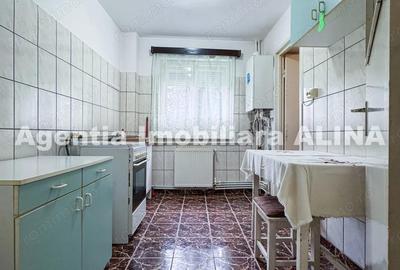 Apartament cu 2 camere decomandat în Minerul - 1