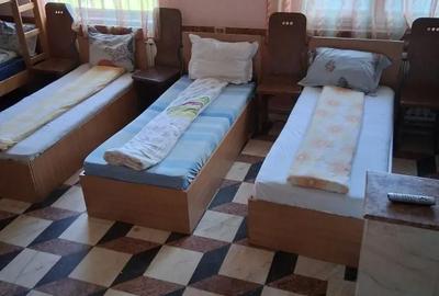 Casă cu 5 camere cu Teren 200 Mp în Stupini - 8