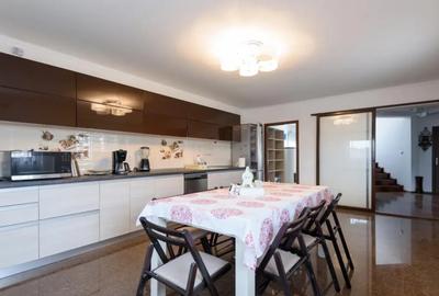 Casă cu 4 camere cu Canalizare în Hărman - 17