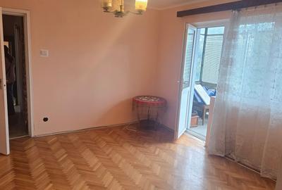 Apartament cu 2 camere semidecomandat în Piața Centrală - 2