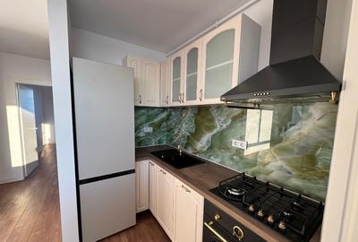 Vanzare direct de la proprietar apartament nou 3 camere Petrom City - 2