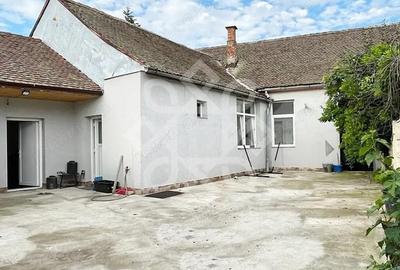 Casă cu 2 camere cu Teren 306 Mp în Central - 3