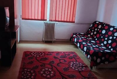 Garsonieră decomandată în Exterior Vest