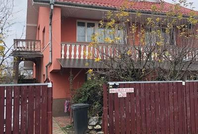 Casă cu Teren 1000 Mp în Central - 4