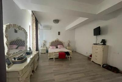 Casă cu 7 camere cu Teren 200 Mp în Ferentari - 12