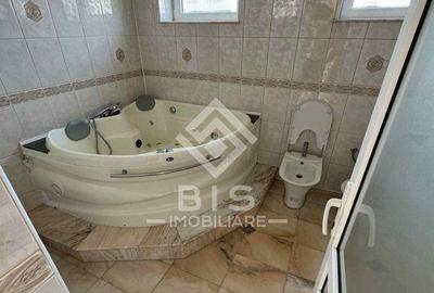 Casă cu 5 camere cu Teren 1200 Mp în Nord - 9