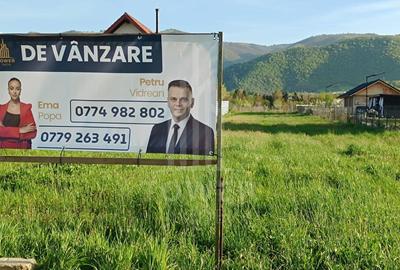 Teren Construcții intravilan de 1409 mp, în Orlat - 1