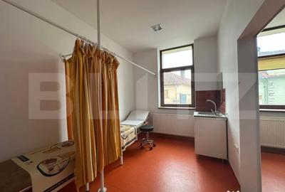 Spațiu comercial, de 55 mp, în Central - 3