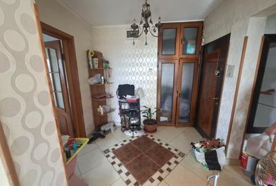 Apartament cu 3 camere semidecomandat, mobilat în Colentina - 5