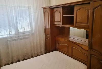 Apartament cu 3 camere semidecomandat în Olimpia-Stadion