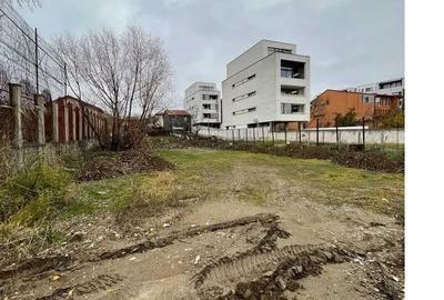 Teren Construcții intravilan de 1600 mp, în Titan