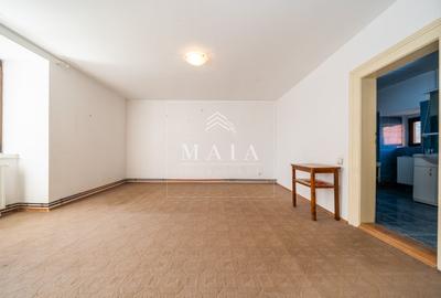 Casă individuală cu 7 camere cu Canalizare în Sub Arini - 11