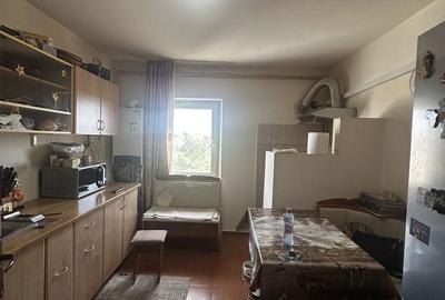 Apartament cu 3 camere decomandat în Central - 16