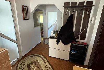 Apartament cu 3 camere decomandat, mobilat în Orizont - 1