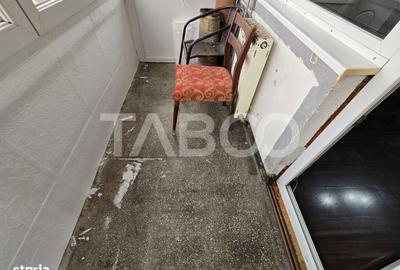 Apartament cu 2 camere nedecomandat, mobilat în Vasile Aaron - 12