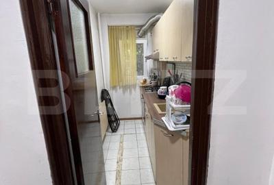 Apartament de vanzare, cu 2 camere, 38 mp, zona Bulevardul Chisinau - 6