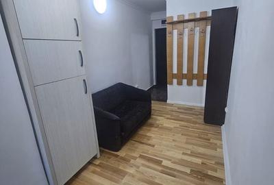 Garsonieră în CET - 2
